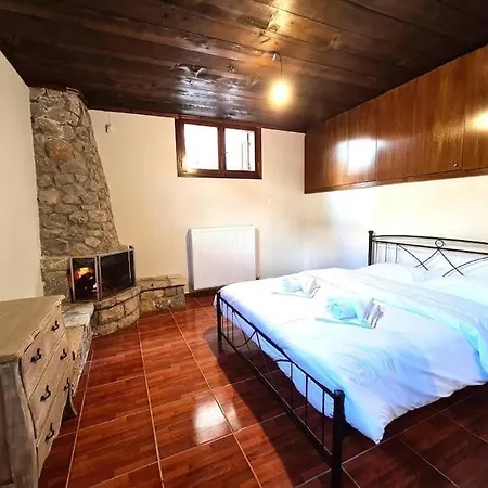 Livadi Escape αραχωβα Arájova
